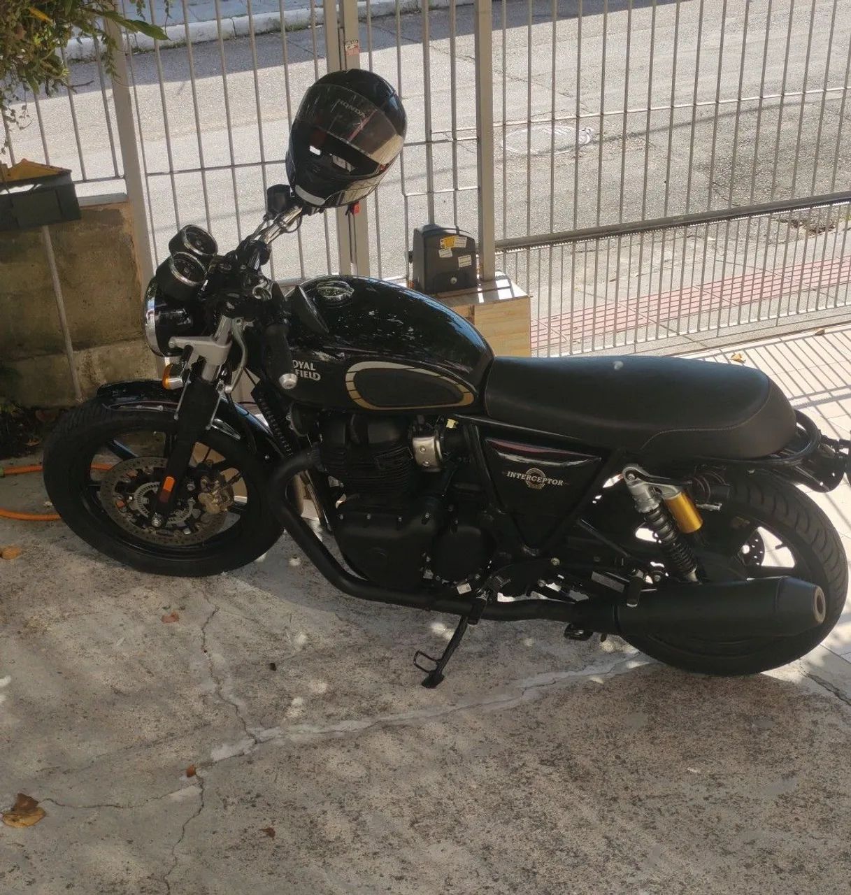 Interceptor 650 2025 - Foto 2