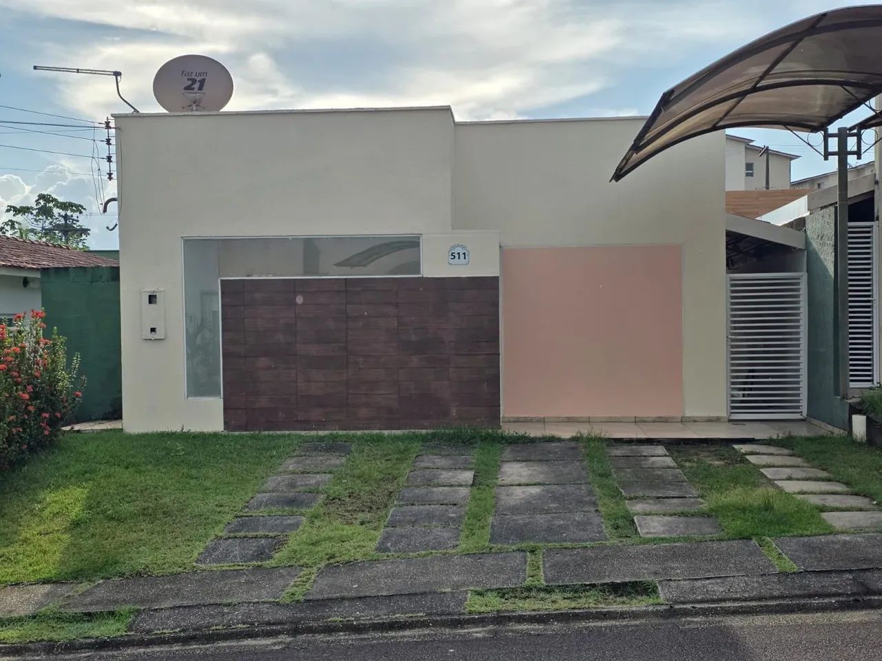 Alugo Casa no Condomínio Nascentes do Tarumã 
