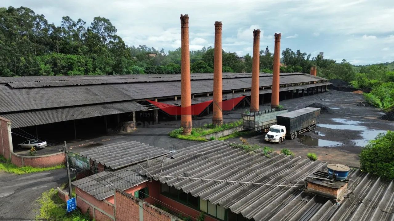 Loja / Salão / Ponto Comercial à venda em Sete Lagoas - Foto 2