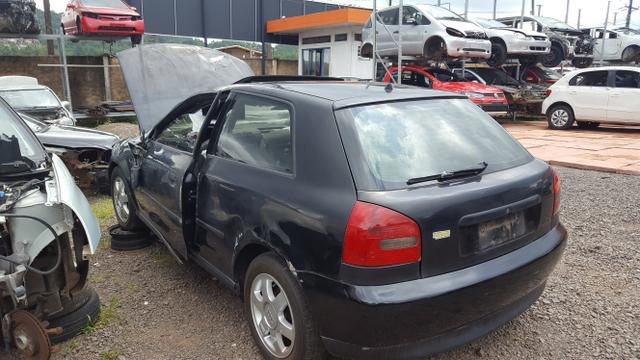 Sucata Audi A3 2004 para retirada de peças - Foto 2