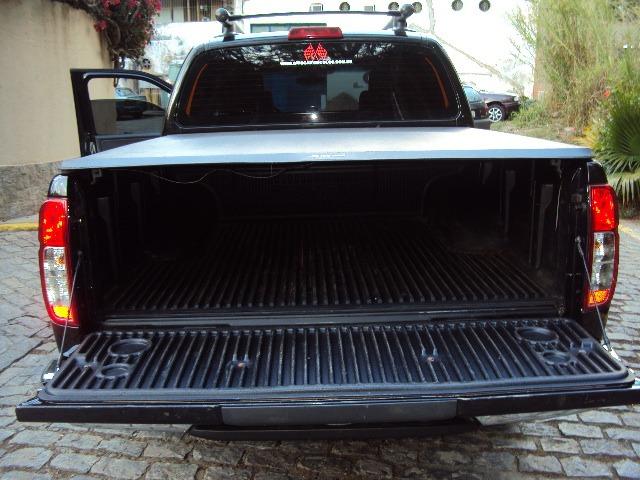 Nissan Frontier - Foto 10