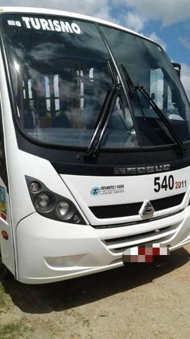 Micro onibus em perfeito estado - Foto 9