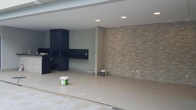 Vicente Pires! Lindissima casa de 3 Suítes, Piscina e Churrasqueira em condominio fechado! - Foto 8