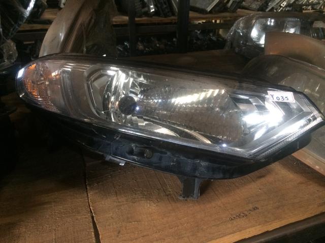 Farol direito eco Sport