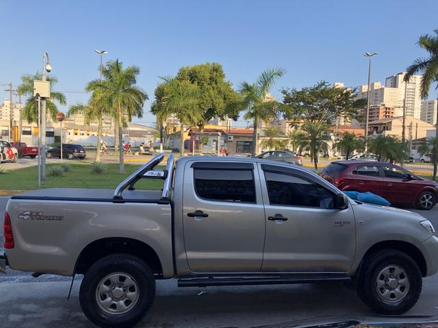 Toyota hilux 2008 turbo diesel 4x4 impecável aceito trocas - Foto 16