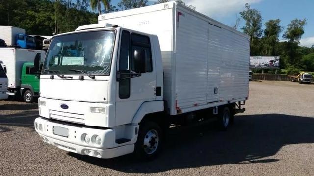 Ford Cargo 816, Baú - Foto 2