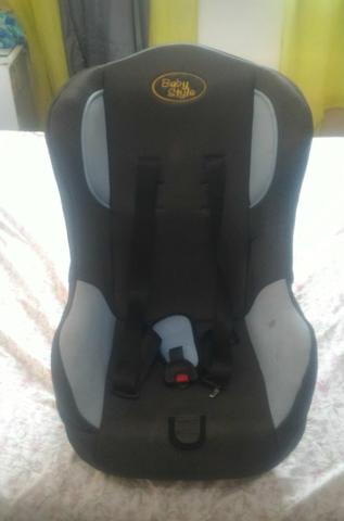 Vendo cadeirinha de criança pra veículo e um bebê conforto - Foto 5