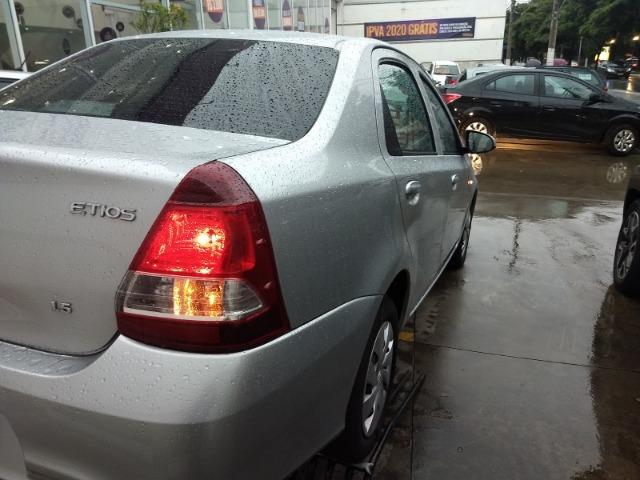 Etios x sedan 1.5 completo 2019 - Foto 6