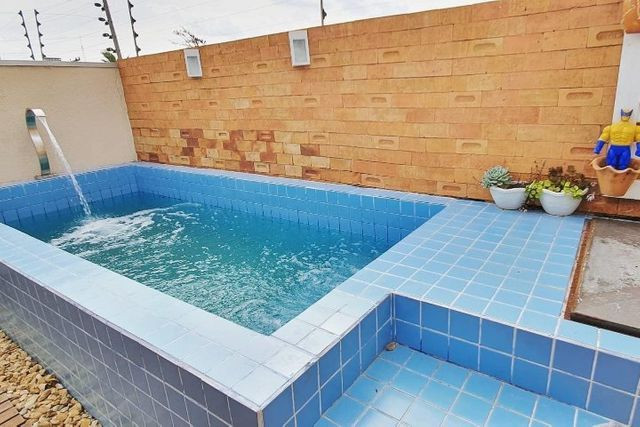 Vende-se sobrado com piscina na NEVA - R$ 600 mil - Foto 9