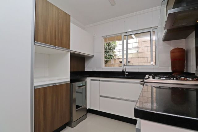 Pilarzinho, Casa em Condomínio Fechado, 3 Quartos, 146 m² Por 620 Mil - Foto 4
