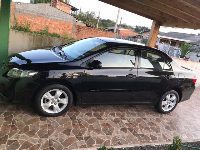 COROLLA GLI 2011