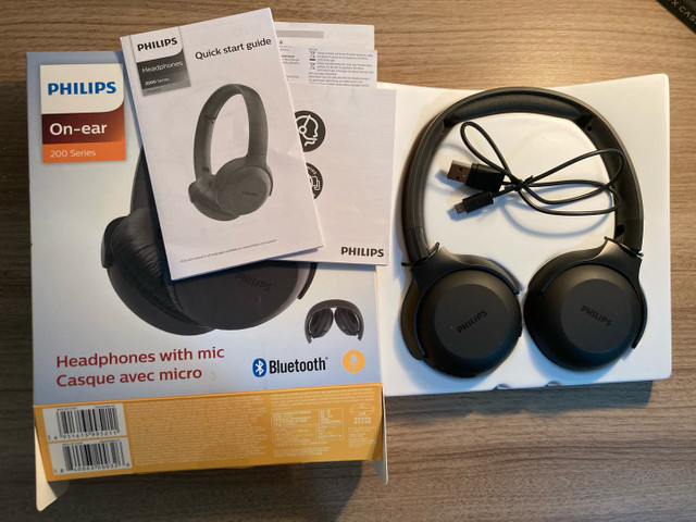 philips on ear 200 series