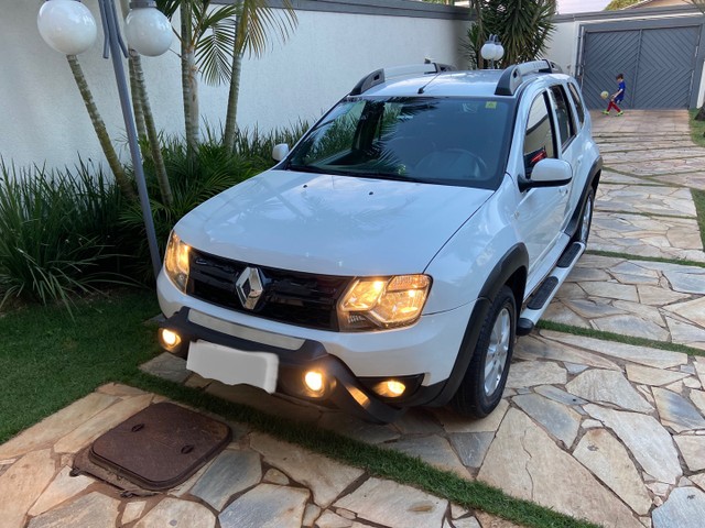 DUSTER 2.0 DYNAMIQUE AUTOMÁTICA DI PRIMEIRA!!!