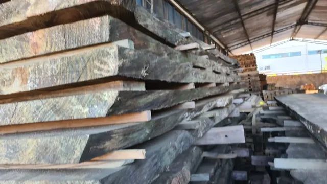 Pranchão de Madeira Mesa rustica pinus tratado - Foto 3