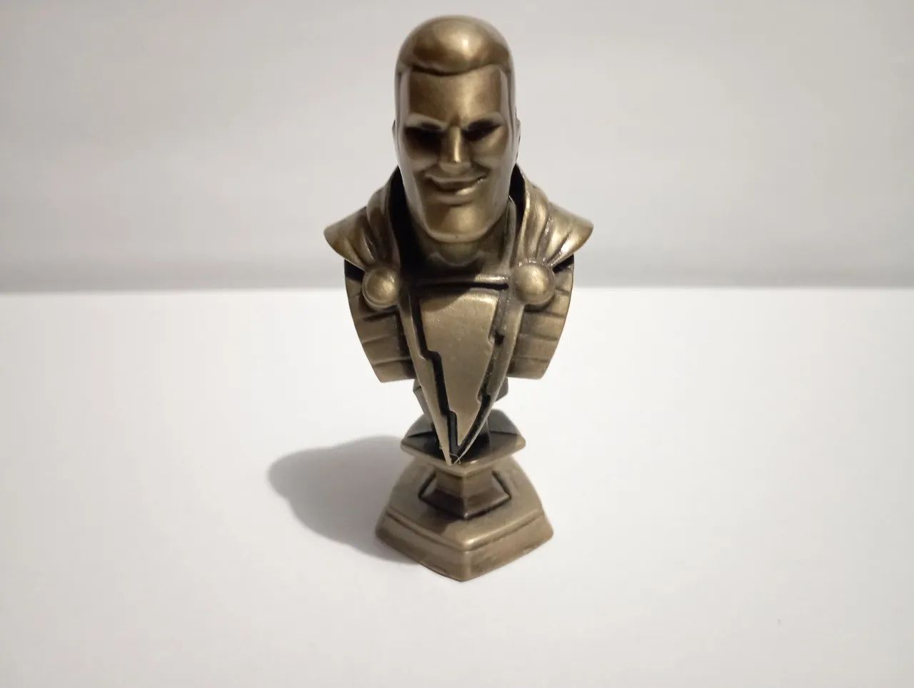 Estatueta do Shazam - Colecionador - Foto 2