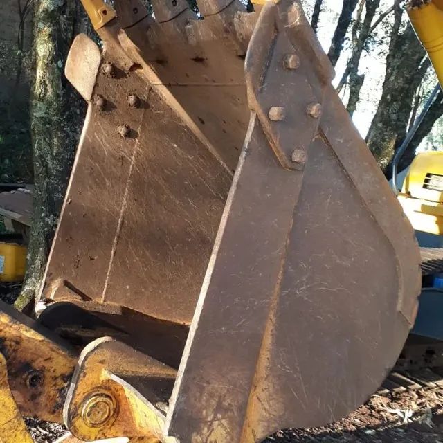 Escavadeira Komatsu Pc 200 Ano 2018 - Foto 6