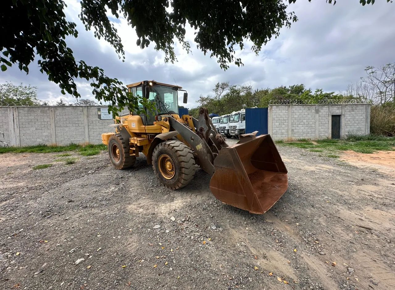 Pá carregadeira Volvo L90 2015 - Foto 3