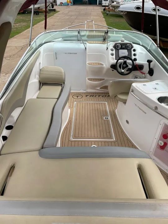 Lancha Triton 240 Cabinada (24Pés) 2014 Ñ Focker, Ventura, Phanton, Nx - Oportunidade - Foto 5