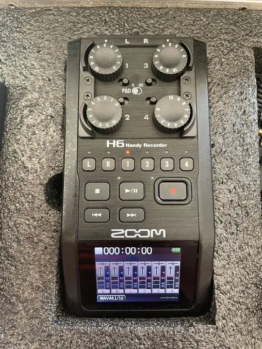 Kit gravação - Gravador Zoom H6 (Novo) + Microfones Hollyland Lark 150 + Case - Foto 4