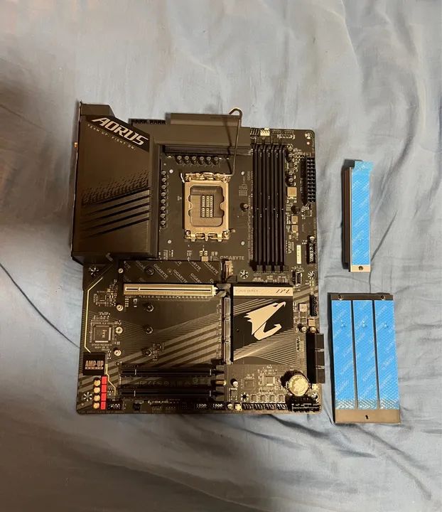 z790 AORUS ELITE AX DDR5 - Foto 4