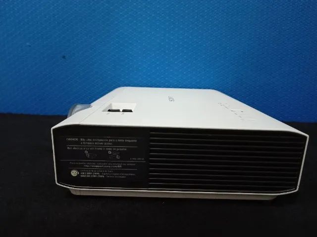 Projetor Sony com manchas na imagem - Foto 4