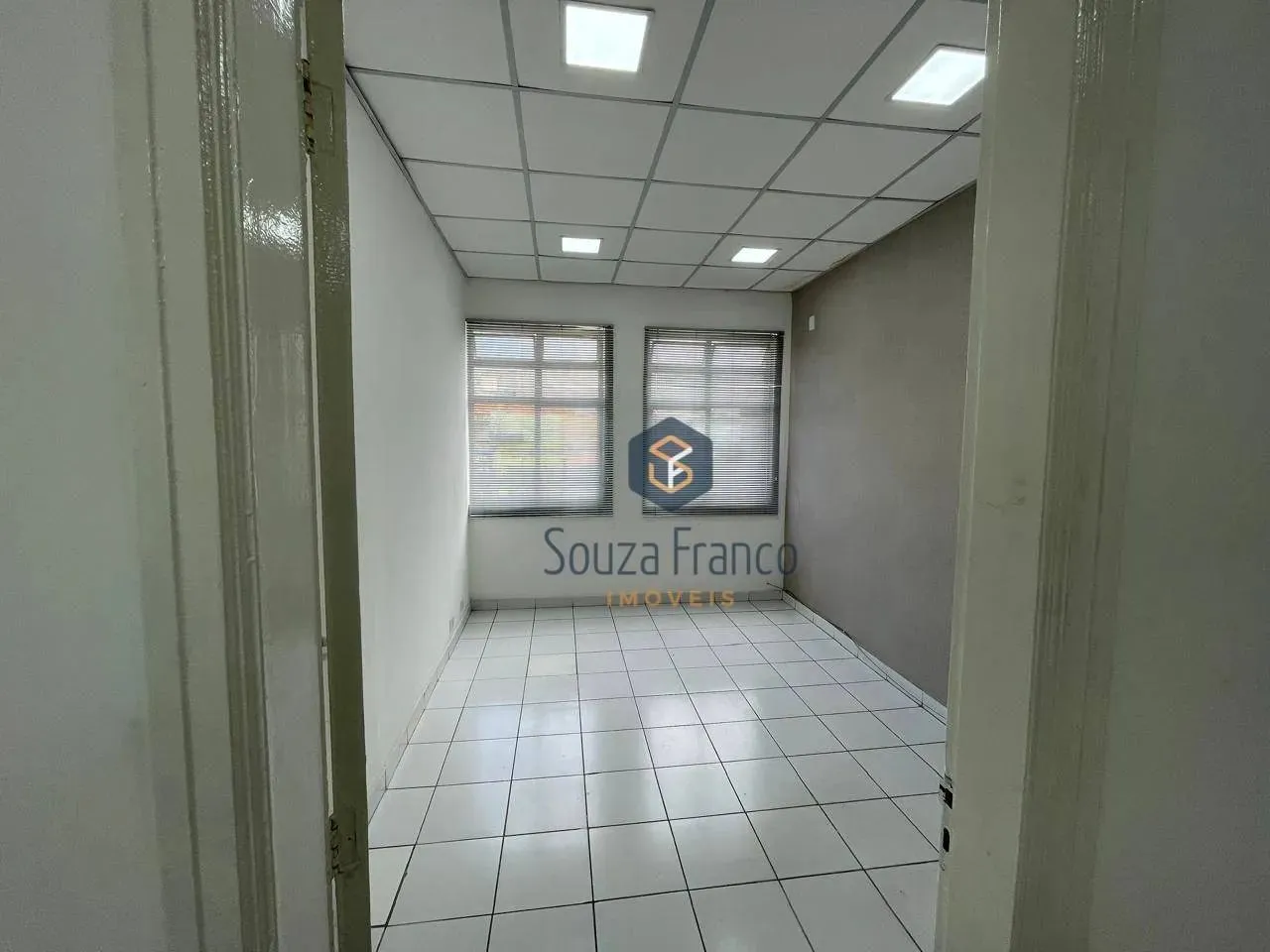 Sala para alugar, 153 m² por R$ 2.772,36/mês - Centro - Mogi das Cruzes/SP