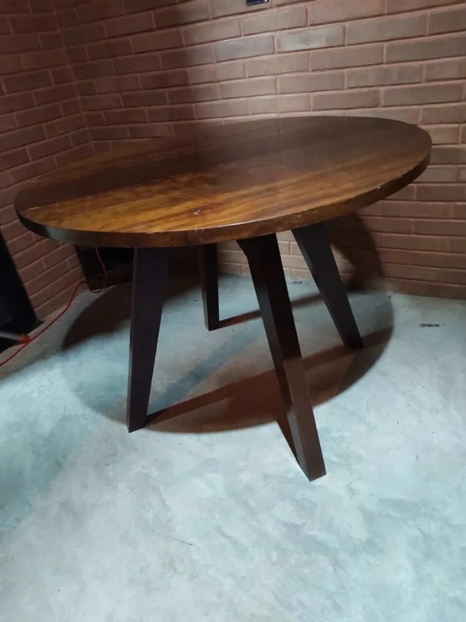 Solid wood round dining table for 4 people64994315924610123