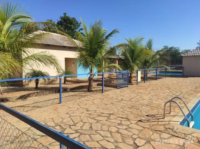 Vendo Chácara (Ágio) em Condomínio Fechado - Beira do Lago (Rio Santa Luzia)