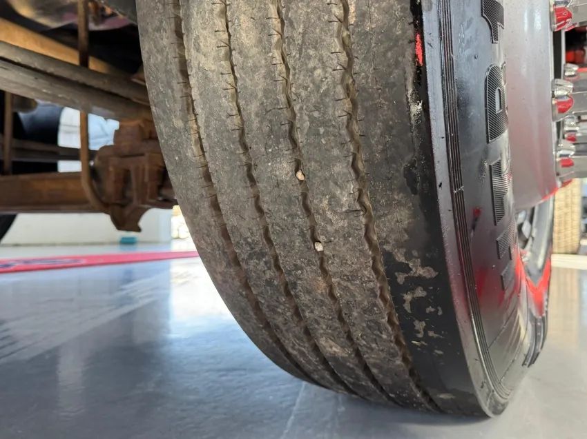 VOLVO VM 330 8X2 2022 - Foto 11