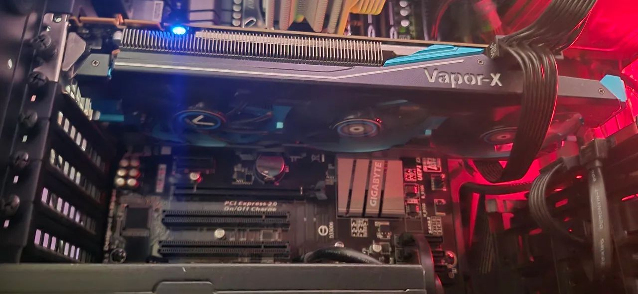 Placa de Vídeo Vapor-X 3 gb - Foto 3