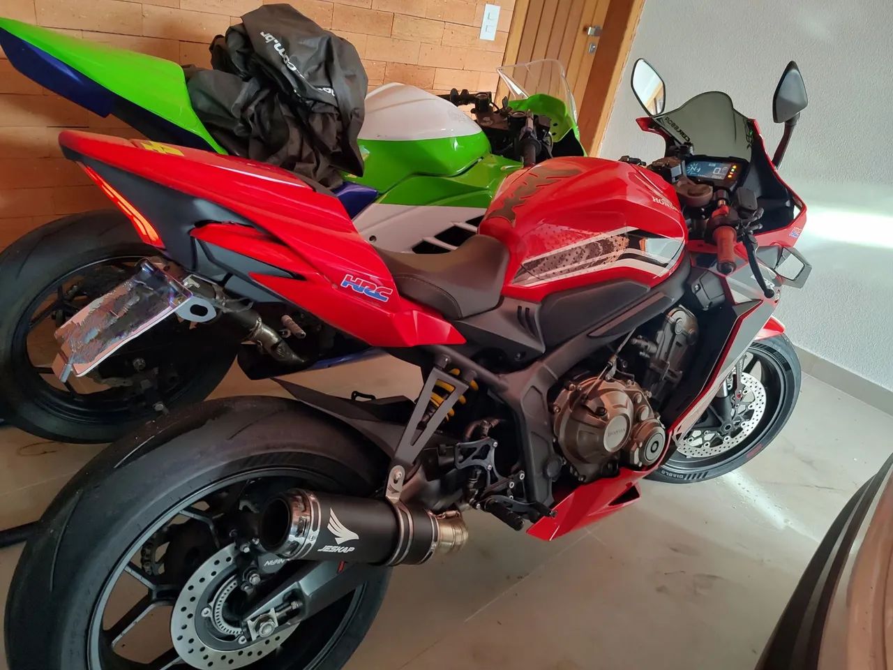 Vendo CBR 650R - Foto 5