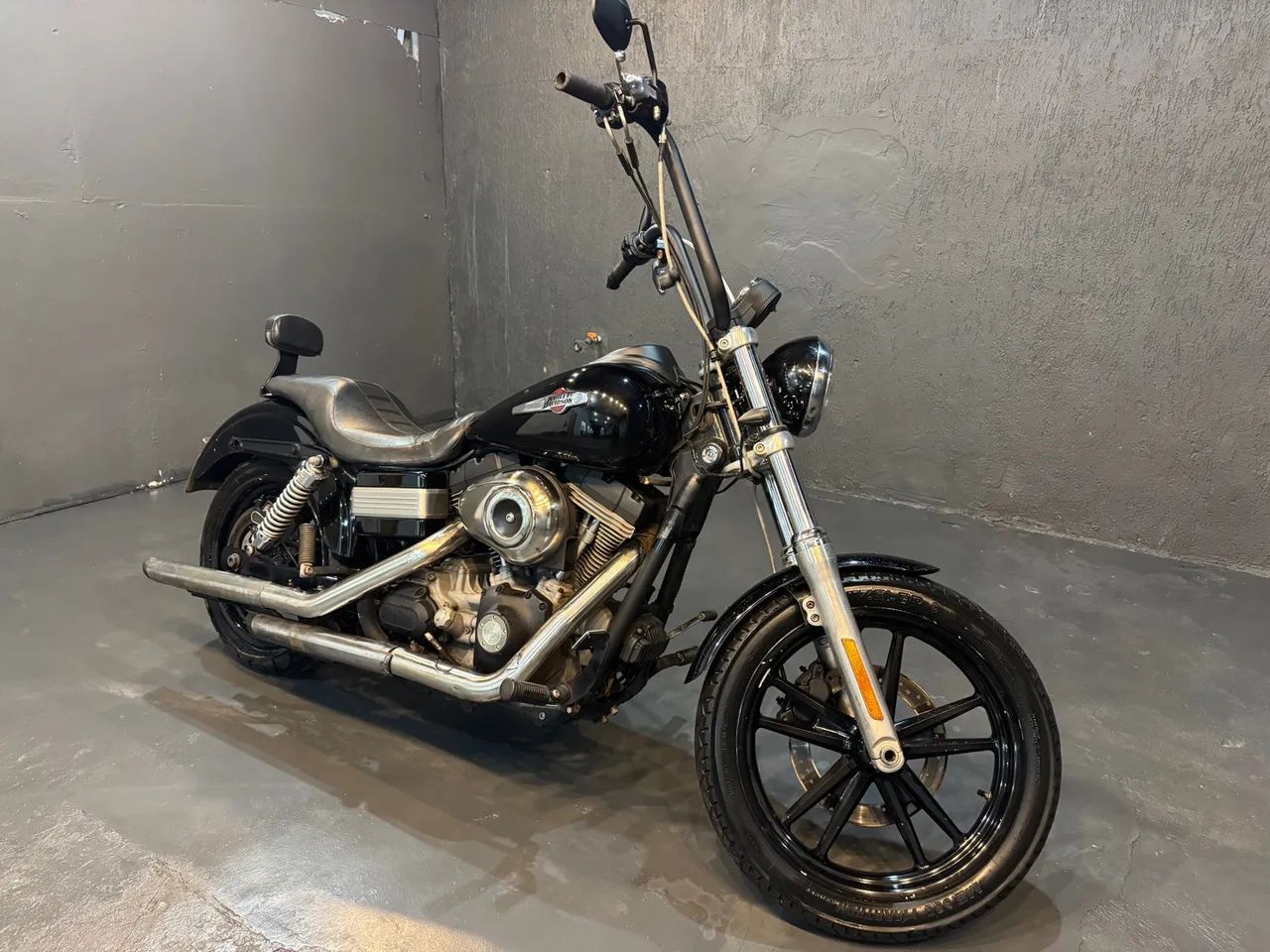 Oportunidade. Harley Davidson DYNA FXD