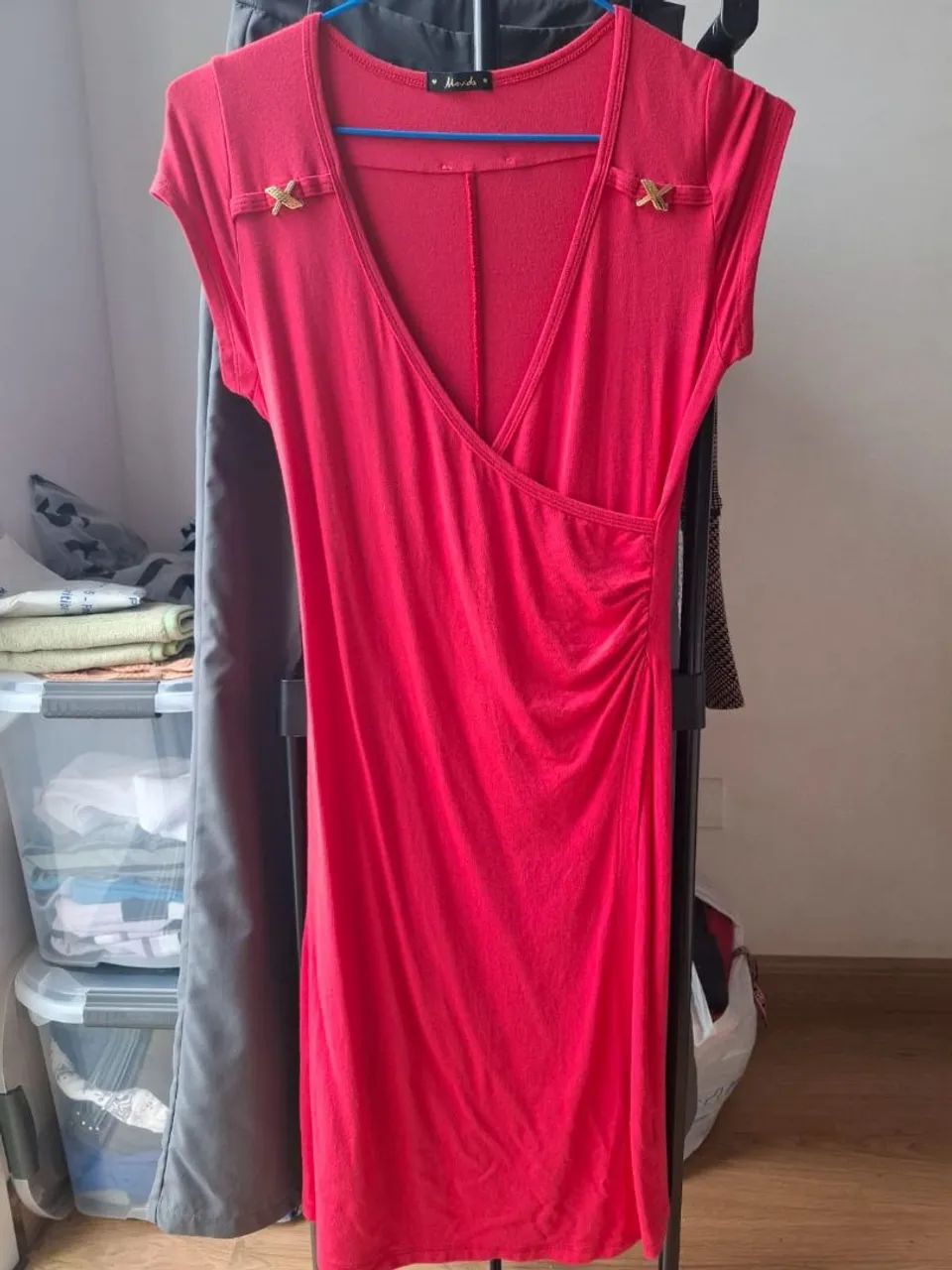 Vestido Vermelho com Detalhes - Foto 5