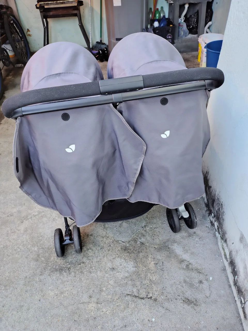 Carrinho de gêmeos 64849971543553121