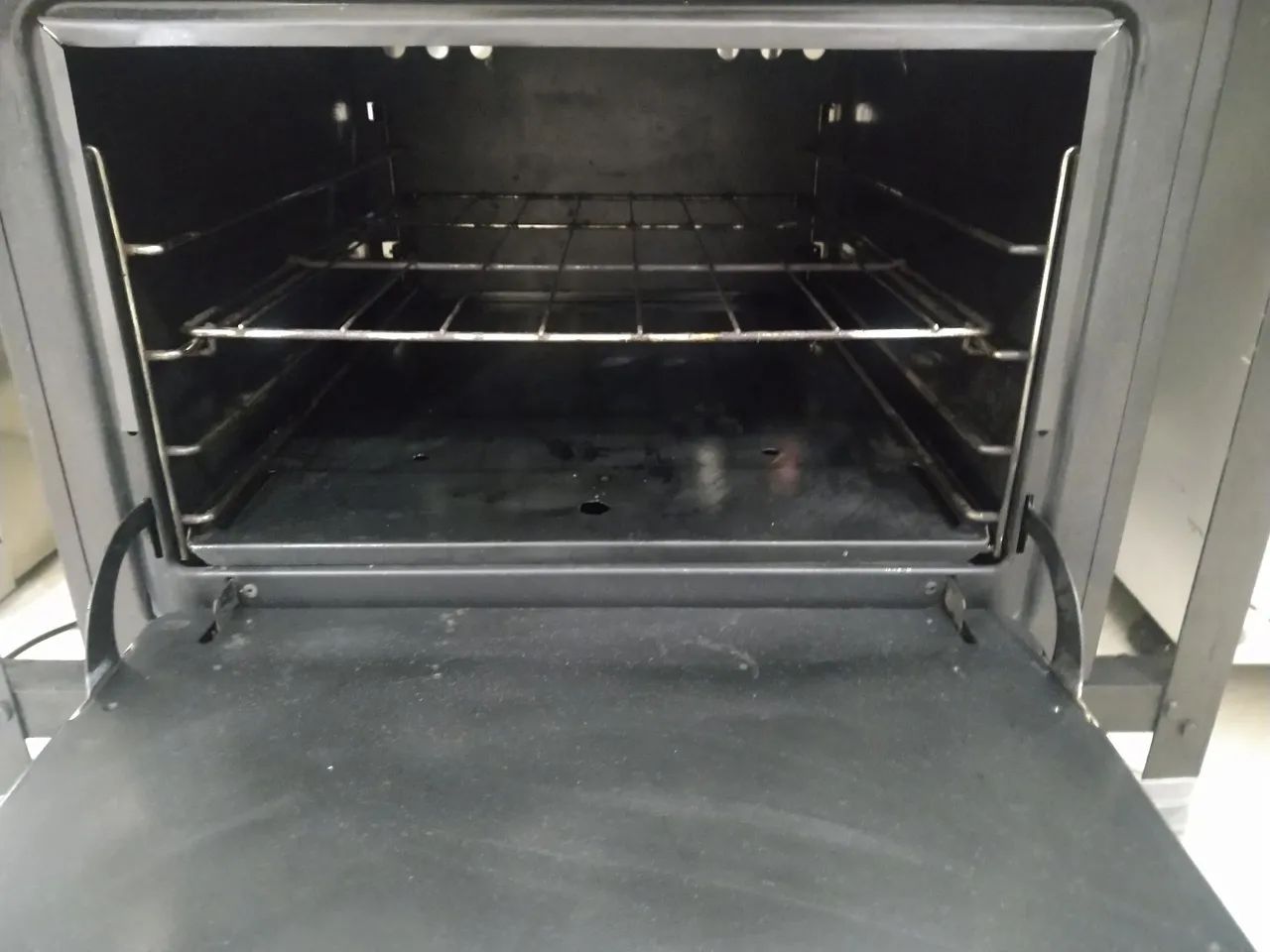 FOGAO INDUSTRIAL 04 BOCAS COM FORNO DAKO RS  980,00 - Foto 3
