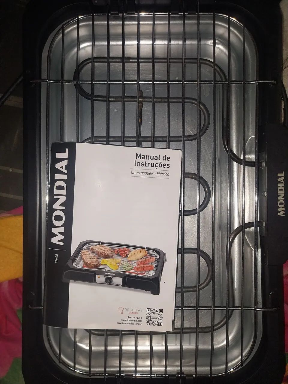 Vendo churrasqueira elétrica no precinho. 