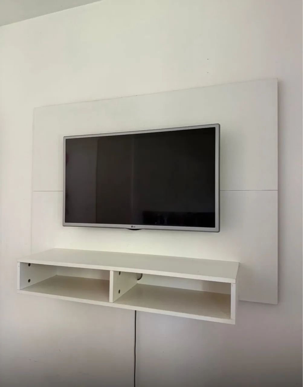 Painel de TV com Rack Suspenso - Foto 3