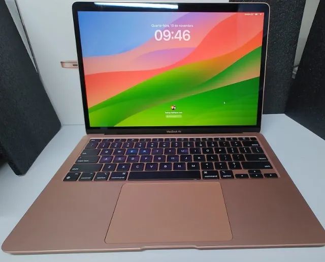 MacBook AIR M1 2020 Rose Gold - Apple M1 579c-A2337; 8gb RAM; SSD