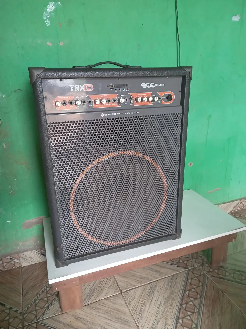 Caixa TRX15