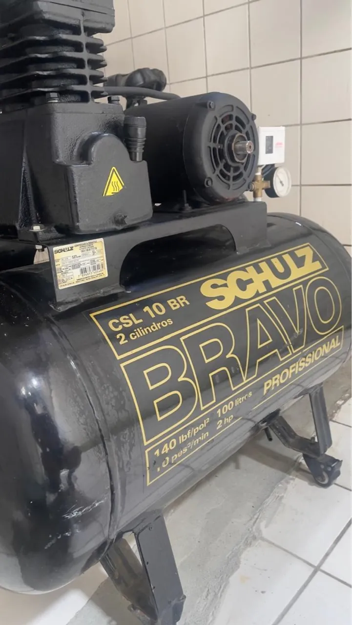 Compressor de Ar Schulz Bravo CSL 10 BR 2HP