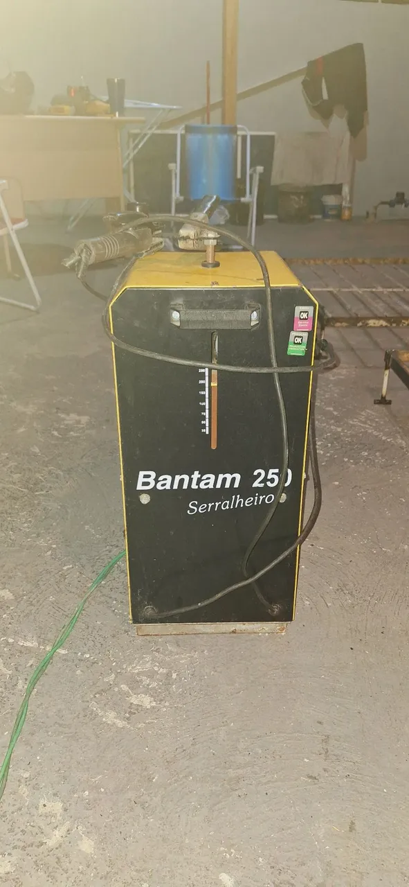 Serra de bancada Bantam 250 amperes