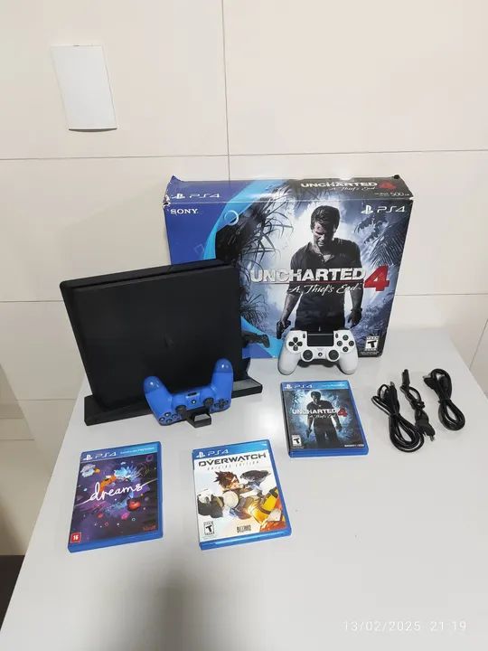 Playstation 4 impecável 