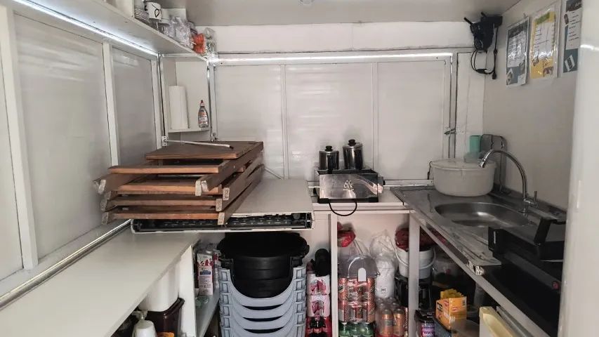 Vende-se Trailer de Comidas e Bebidas - Foto 2
