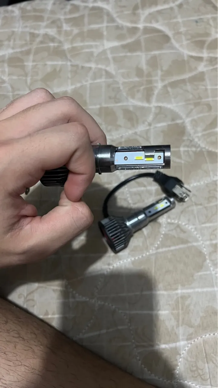 Farol LED 32 mil lumens o PAR