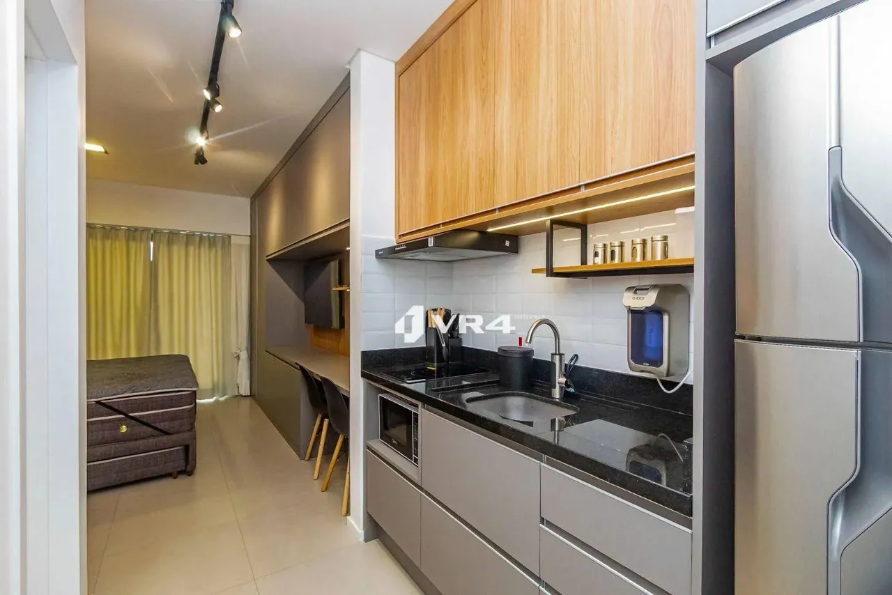 Studio com 1 dormitório para alugar, 25 m² por R$ 2.925/mês - Centro - Curitiba/PR