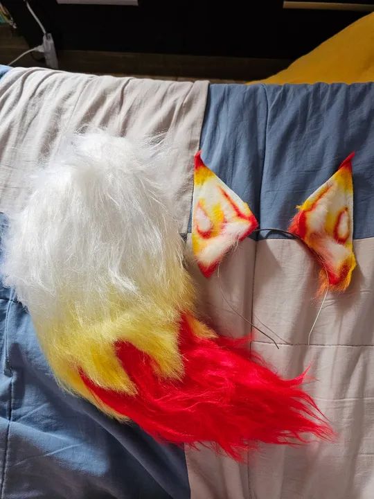 Kit Cauda e Orelha de Raposa Rengoku para cosplay