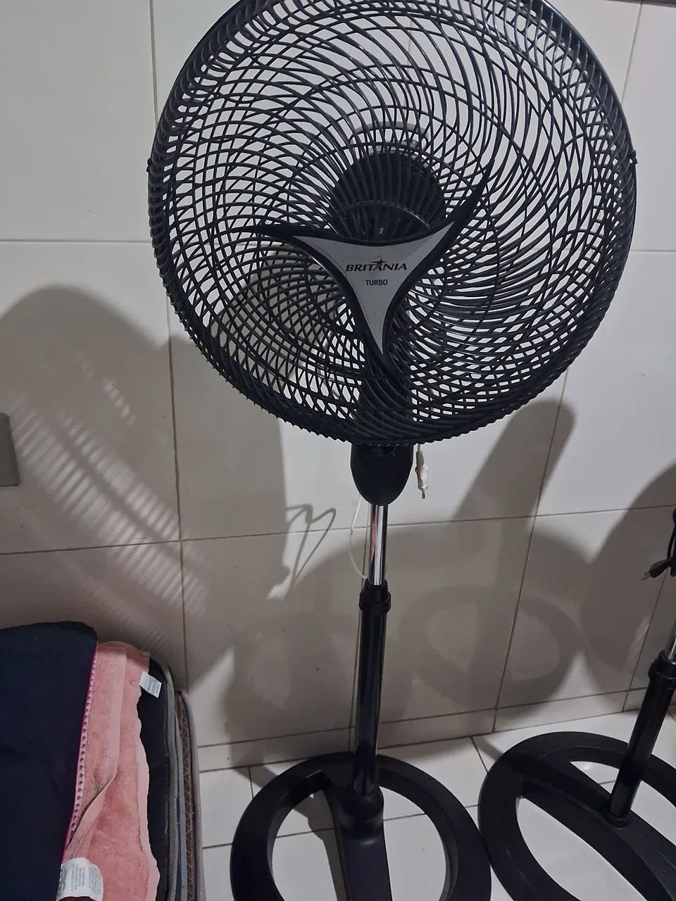 Britânia tower fan large64302318028673120