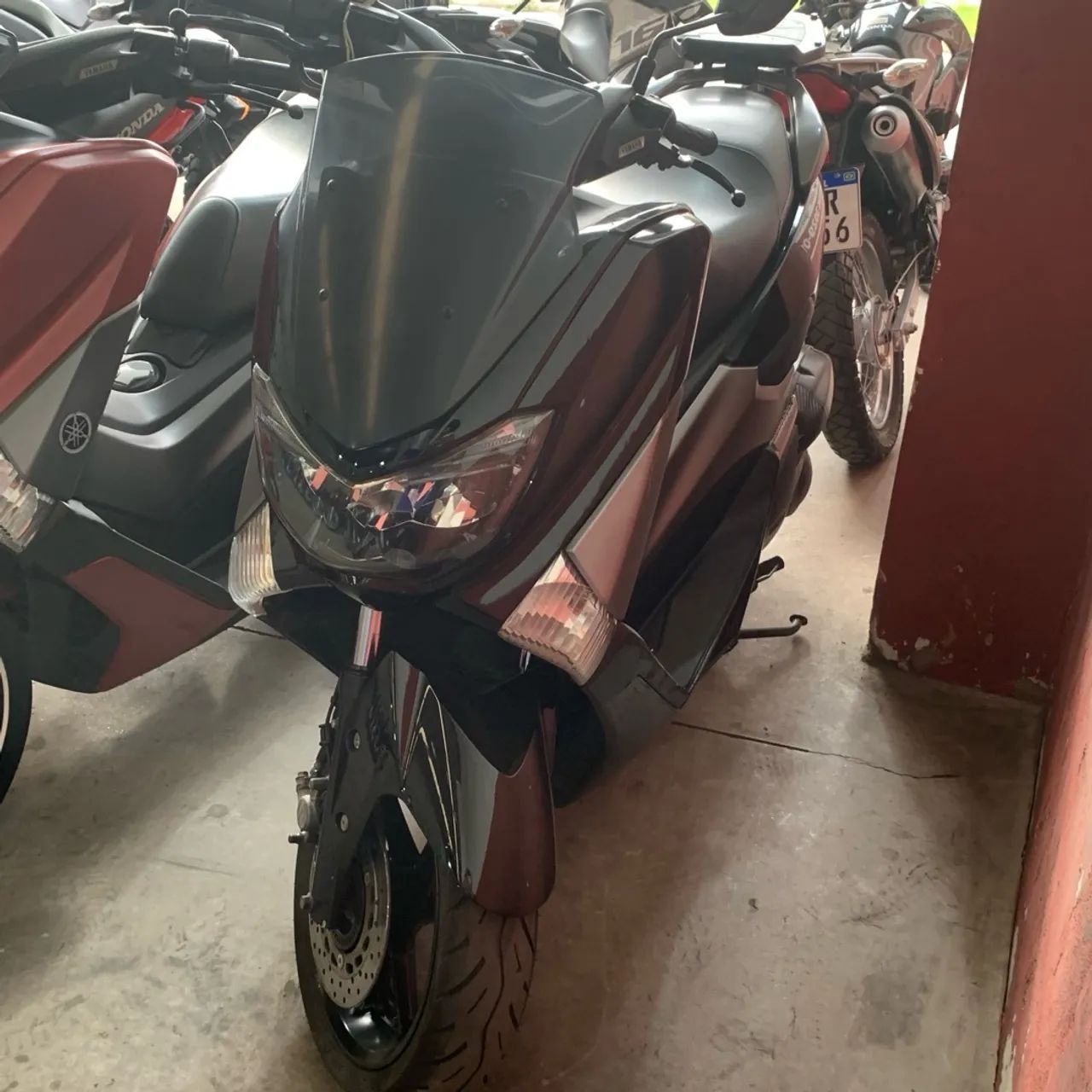 NMAX PRETA SEMI NOVA - - Foto 4