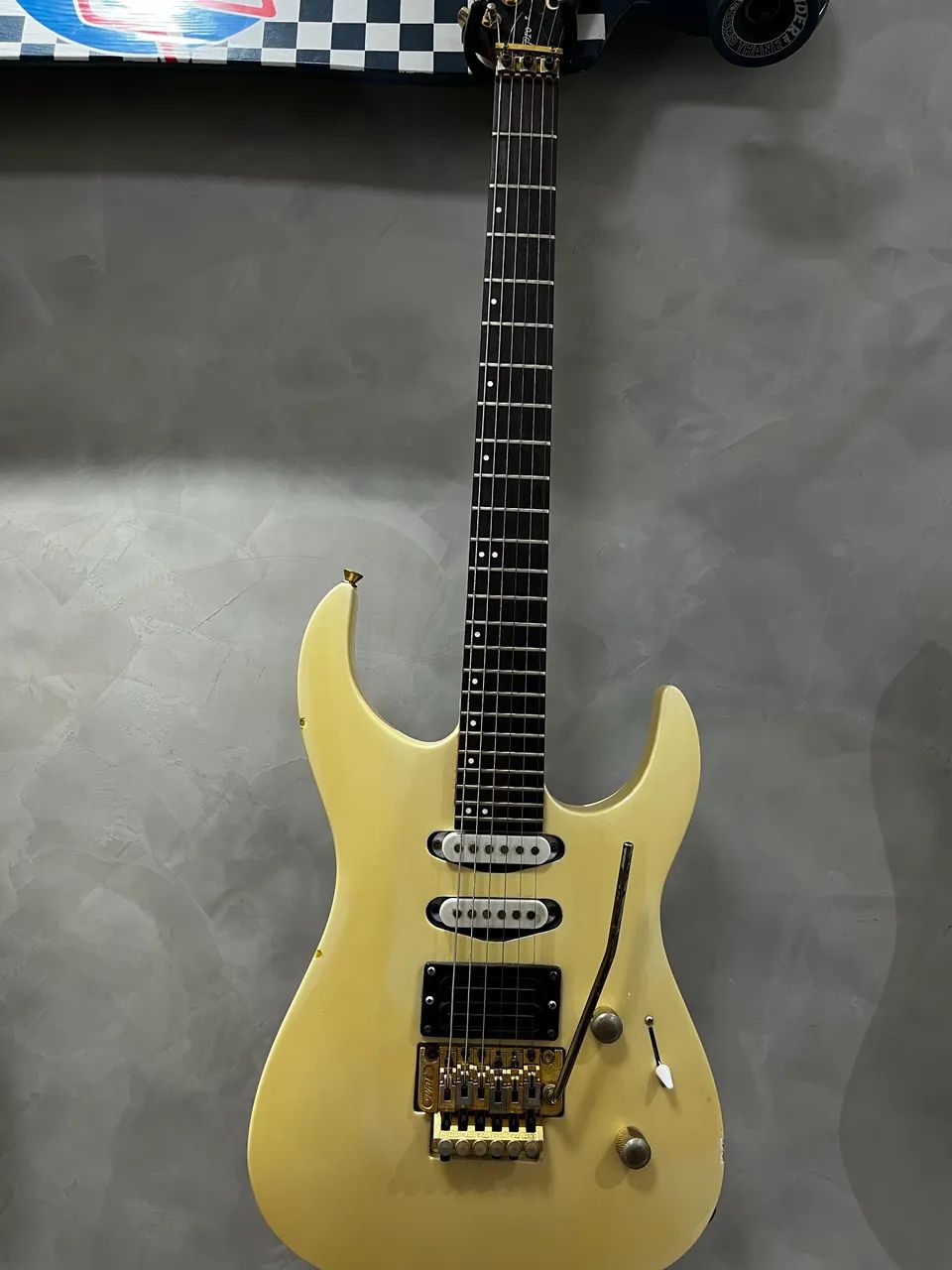 Guitarra phil bill lawrence