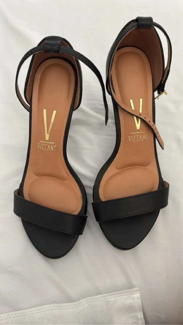 Sandália Vizzano Preta N35